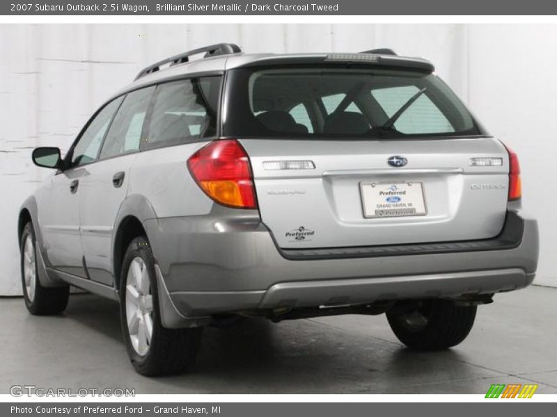 Brilliant Silver Metallic / Dark Charcoal Tweed 2007 Subaru Outback 2.5i Wagon