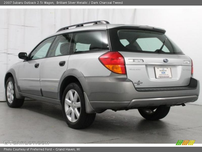 Brilliant Silver Metallic / Dark Charcoal Tweed 2007 Subaru Outback 2.5i Wagon