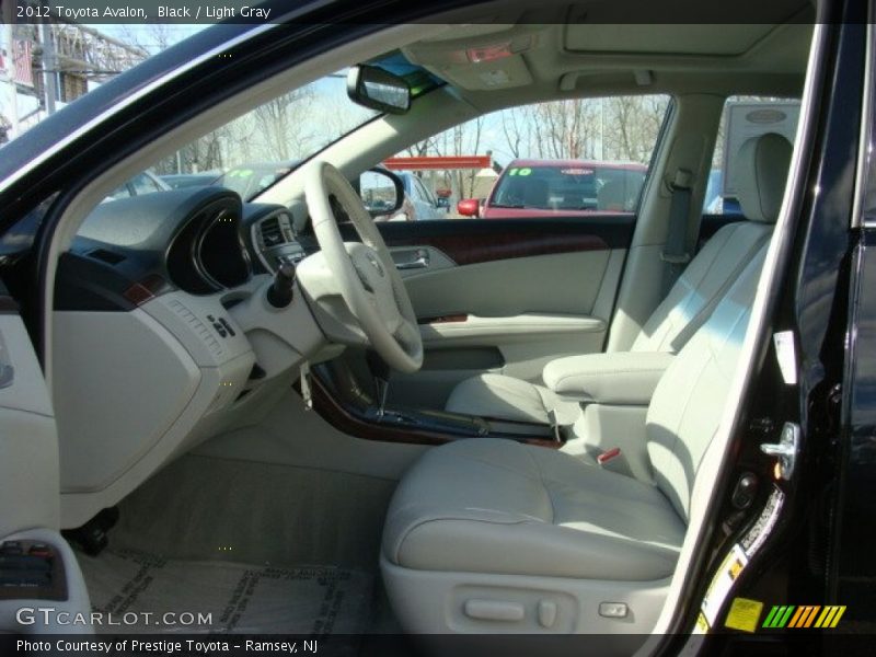 Black / Light Gray 2012 Toyota Avalon