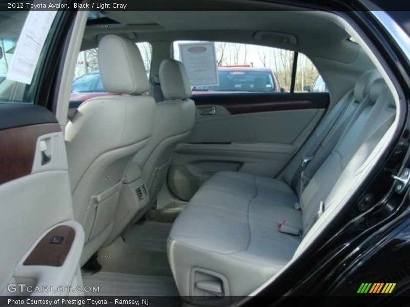 Black / Light Gray 2012 Toyota Avalon