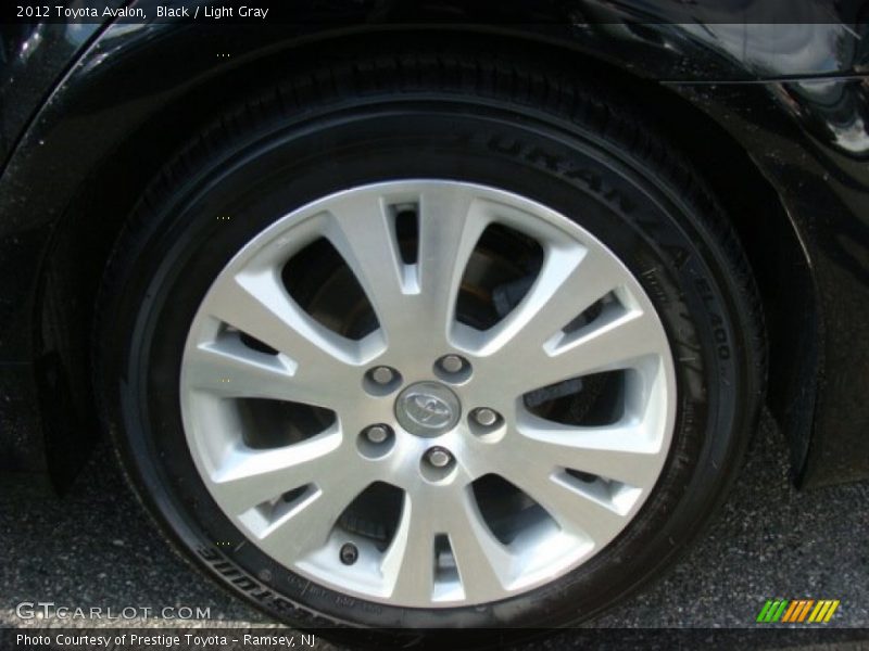 Black / Light Gray 2012 Toyota Avalon