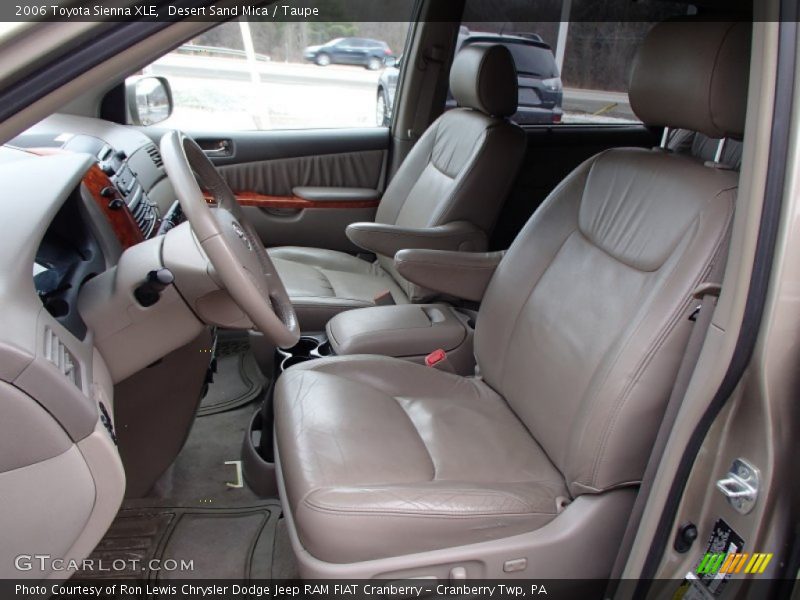 Front Seat of 2006 Sienna XLE