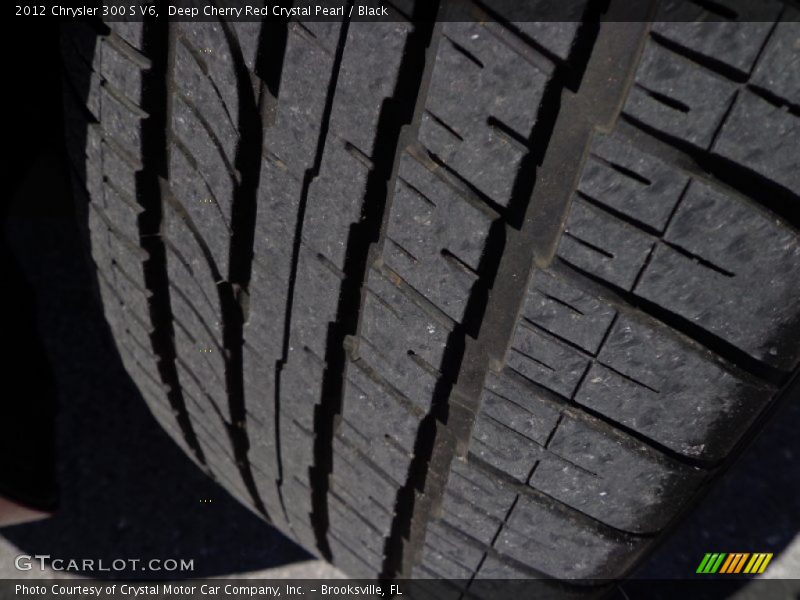 Deep Cherry Red Crystal Pearl / Black 2012 Chrysler 300 S V6
