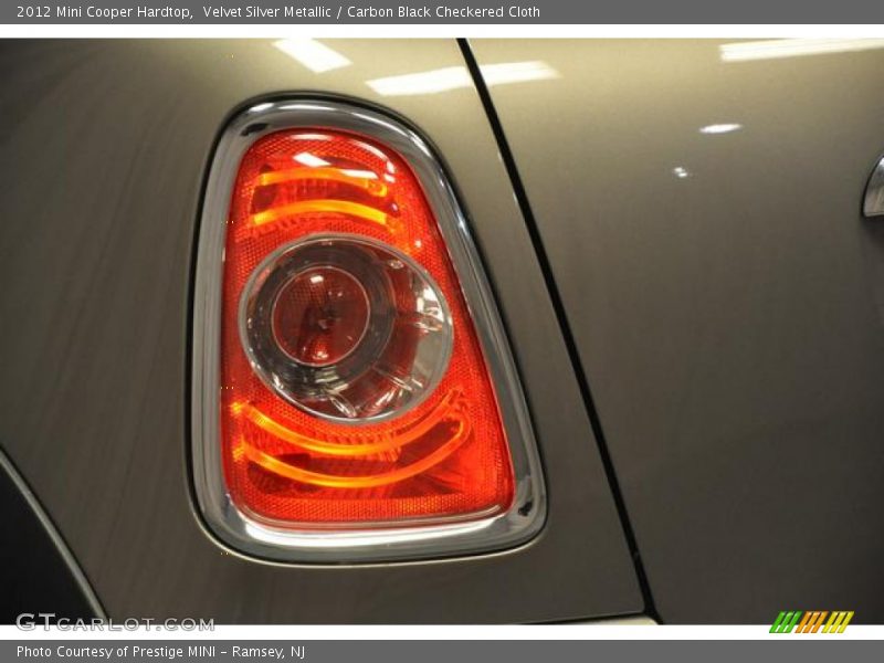 Velvet Silver Metallic / Carbon Black Checkered Cloth 2012 Mini Cooper Hardtop