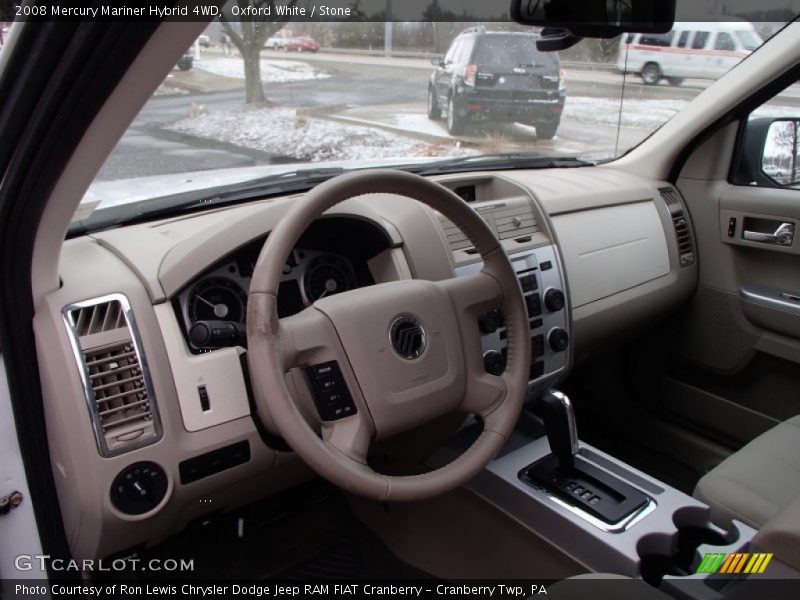 Dashboard of 2008 Mariner Hybrid 4WD