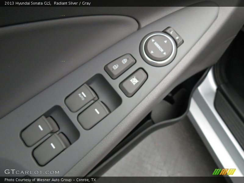 Radiant Silver / Gray 2013 Hyundai Sonata GLS