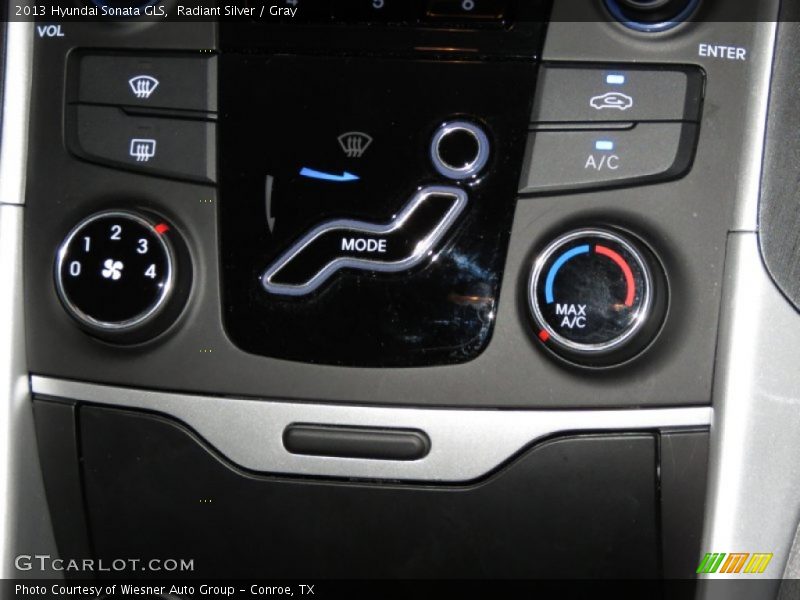 Radiant Silver / Gray 2013 Hyundai Sonata GLS
