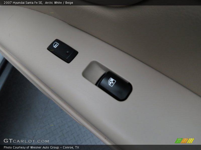 Arctic White / Beige 2007 Hyundai Santa Fe SE