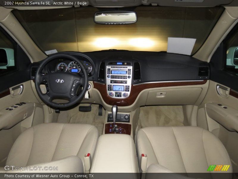 Arctic White / Beige 2007 Hyundai Santa Fe SE