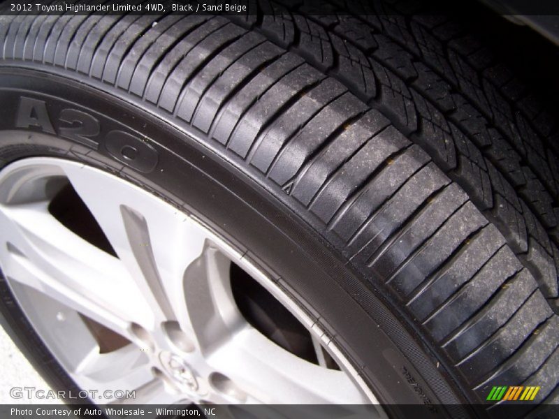 Black / Sand Beige 2012 Toyota Highlander Limited 4WD