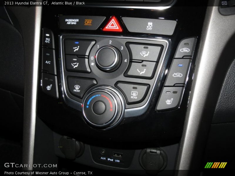 Controls of 2013 Elantra GT