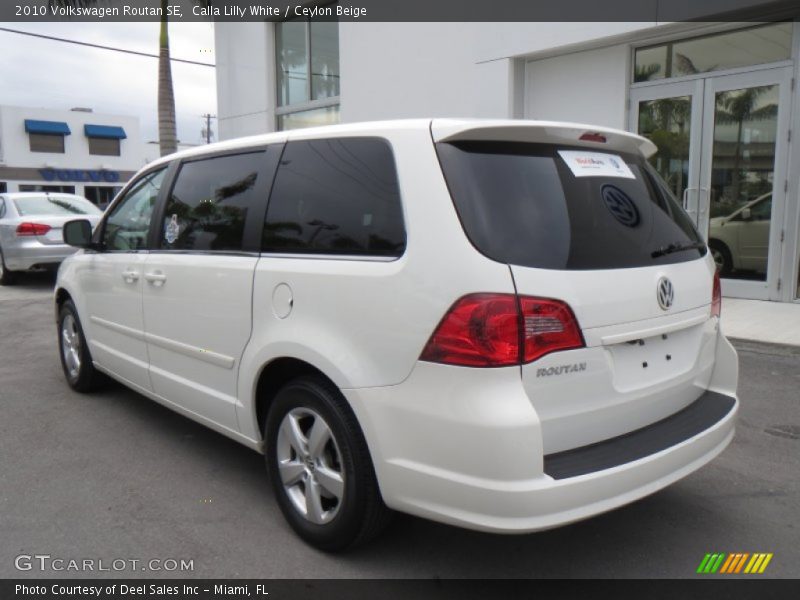 Calla Lilly White / Ceylon Beige 2010 Volkswagen Routan SE