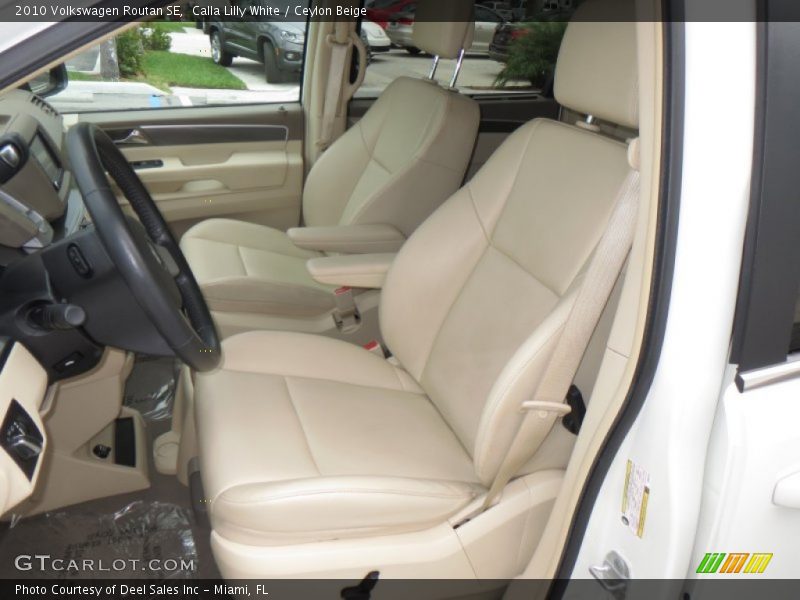 Calla Lilly White / Ceylon Beige 2010 Volkswagen Routan SE