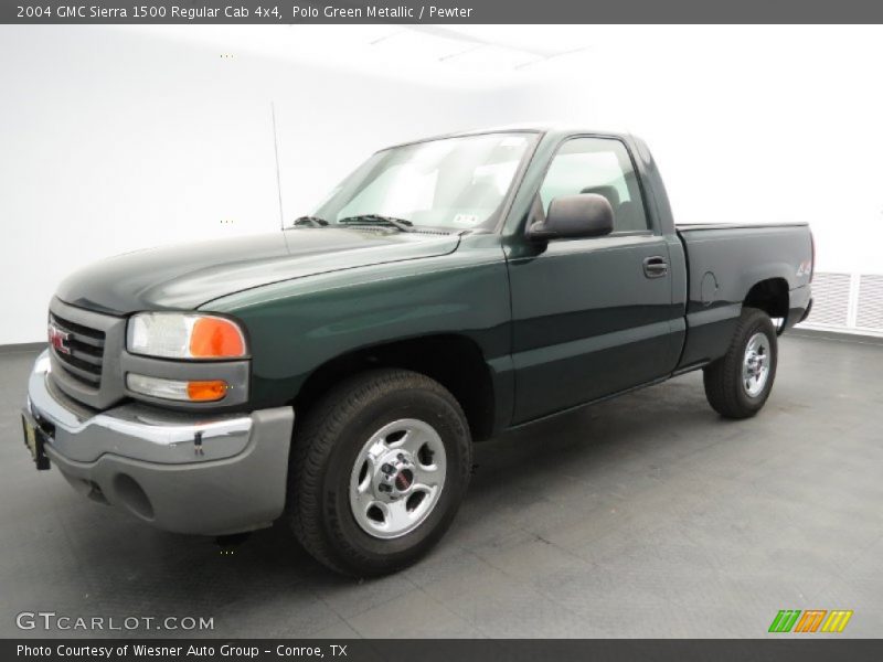 Front 3/4 View of 2004 Sierra 1500 Regular Cab 4x4