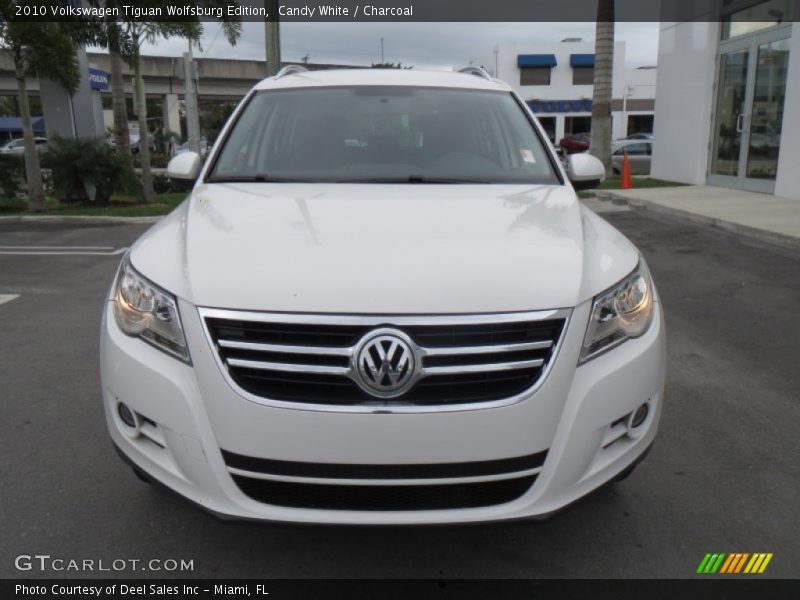 Candy White / Charcoal 2010 Volkswagen Tiguan Wolfsburg Edition