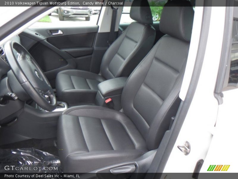 Candy White / Charcoal 2010 Volkswagen Tiguan Wolfsburg Edition