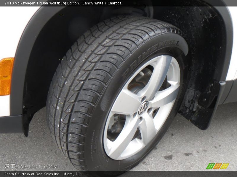 Candy White / Charcoal 2010 Volkswagen Tiguan Wolfsburg Edition