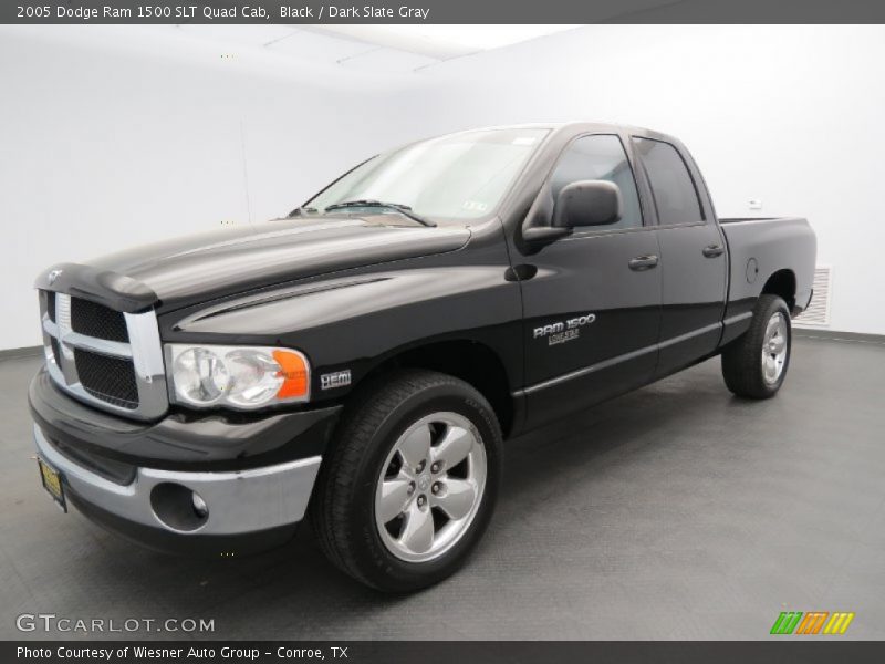 Front 3/4 View of 2005 Ram 1500 SLT Quad Cab