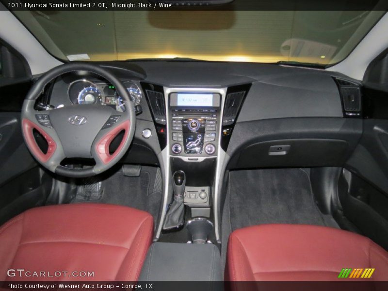 Dashboard of 2011 Sonata Limited 2.0T