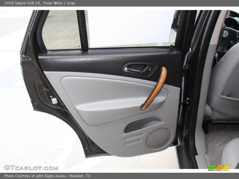 Polar White / Gray 2006 Saturn VUE V6