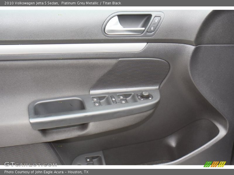 Platinum Grey Metallic / Titan Black 2010 Volkswagen Jetta S Sedan