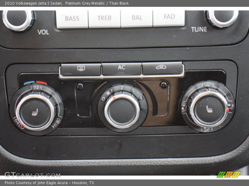 Platinum Grey Metallic / Titan Black 2010 Volkswagen Jetta S Sedan