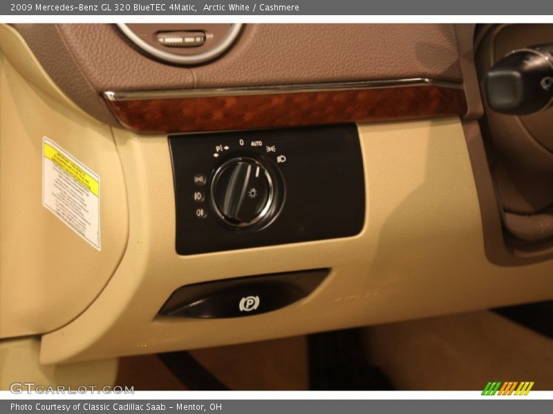 Arctic White / Cashmere 2009 Mercedes-Benz GL 320 BlueTEC 4Matic