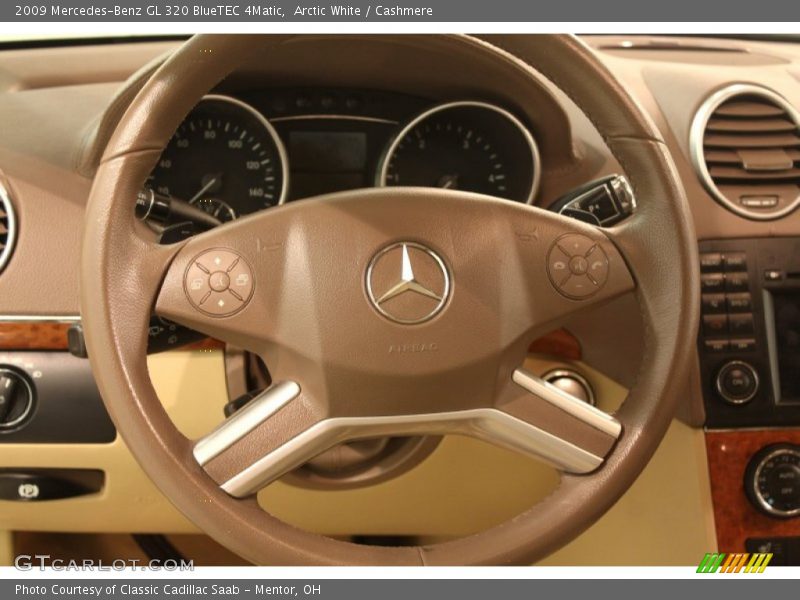  2009 GL 320 BlueTEC 4Matic Steering Wheel