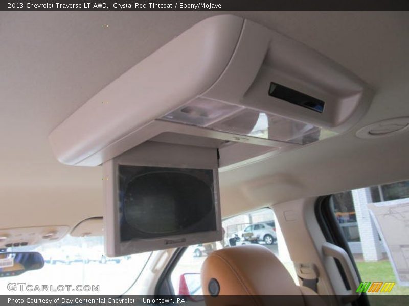 Entertainment System of 2013 Traverse LT AWD