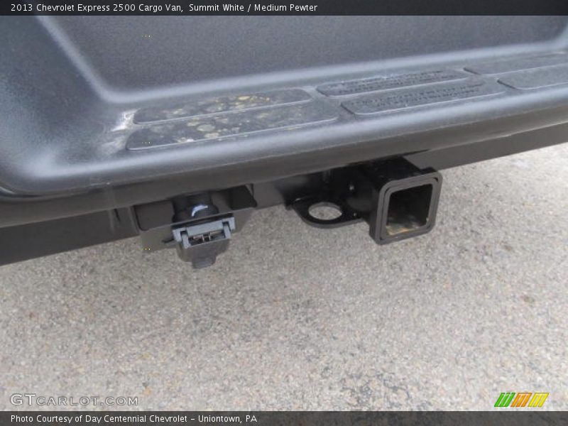 Summit White / Medium Pewter 2013 Chevrolet Express 2500 Cargo Van