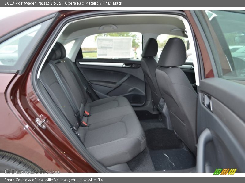 Opera Red Metallic / Titan Black 2013 Volkswagen Passat 2.5L S