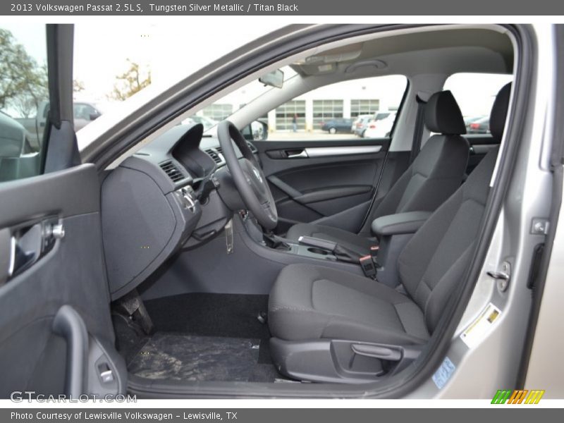 Tungsten Silver Metallic / Titan Black 2013 Volkswagen Passat 2.5L S