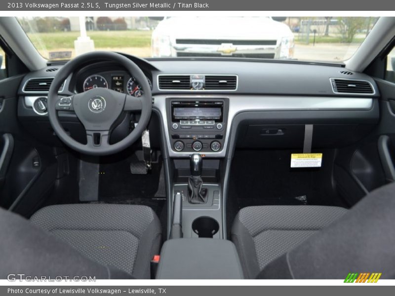 Tungsten Silver Metallic / Titan Black 2013 Volkswagen Passat 2.5L S