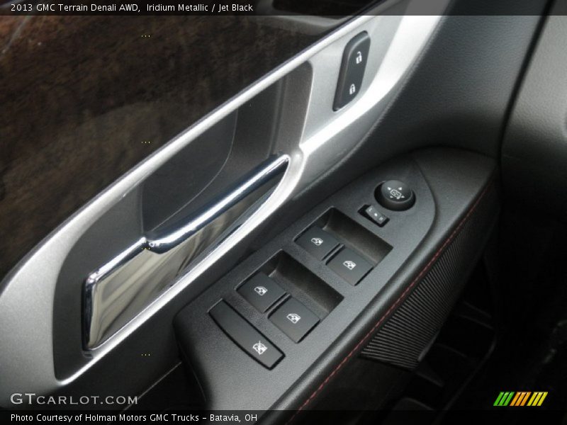 Controls of 2013 Terrain Denali AWD