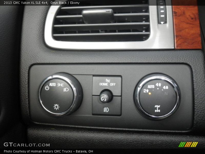Controls of 2013 Yukon XL SLE 4x4