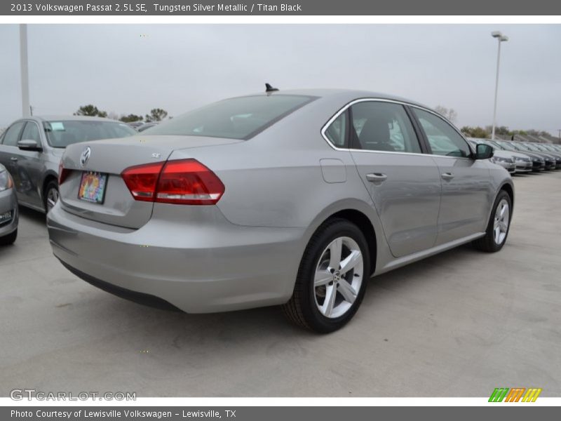 Tungsten Silver Metallic / Titan Black 2013 Volkswagen Passat 2.5L SE