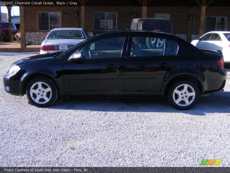 Black / Gray 2005 Chevrolet Cobalt Sedan
