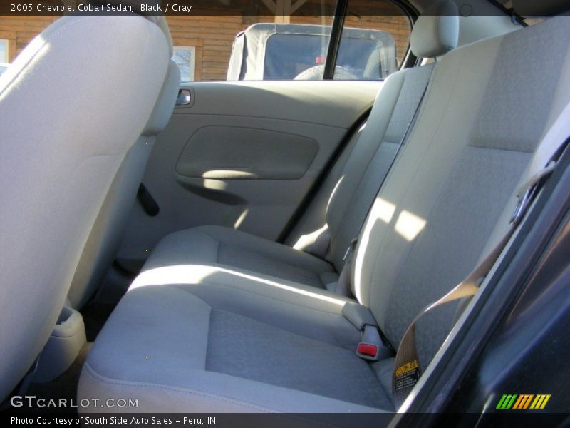 Black / Gray 2005 Chevrolet Cobalt Sedan