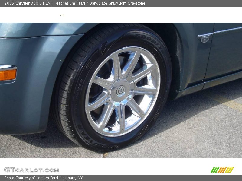 Magnesium Pearl / Dark Slate Gray/Light Graystone 2005 Chrysler 300 C HEMI