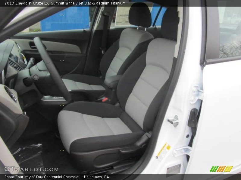 Summit White / Jet Black/Medium Titanium 2013 Chevrolet Cruze LS