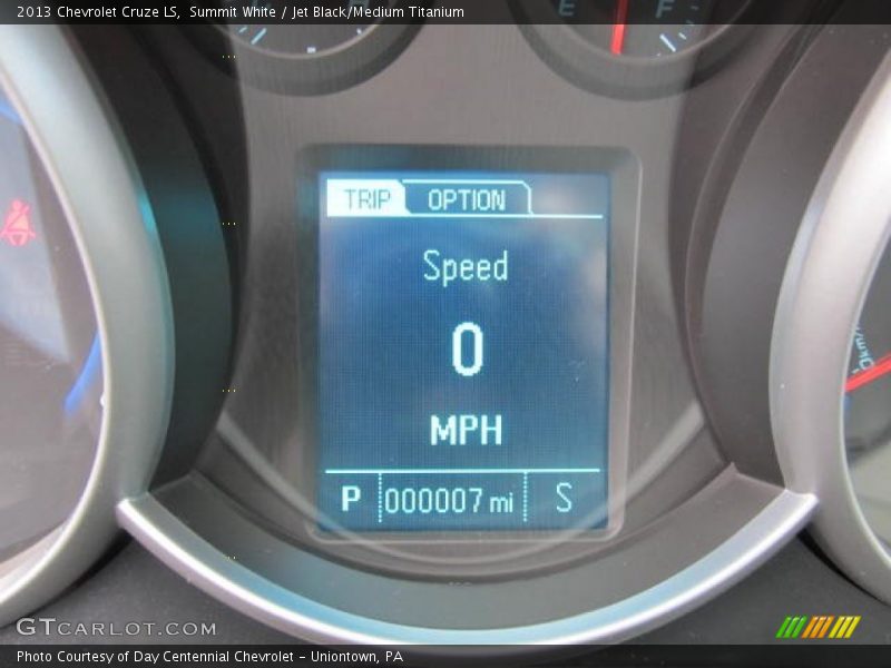Summit White / Jet Black/Medium Titanium 2013 Chevrolet Cruze LS
