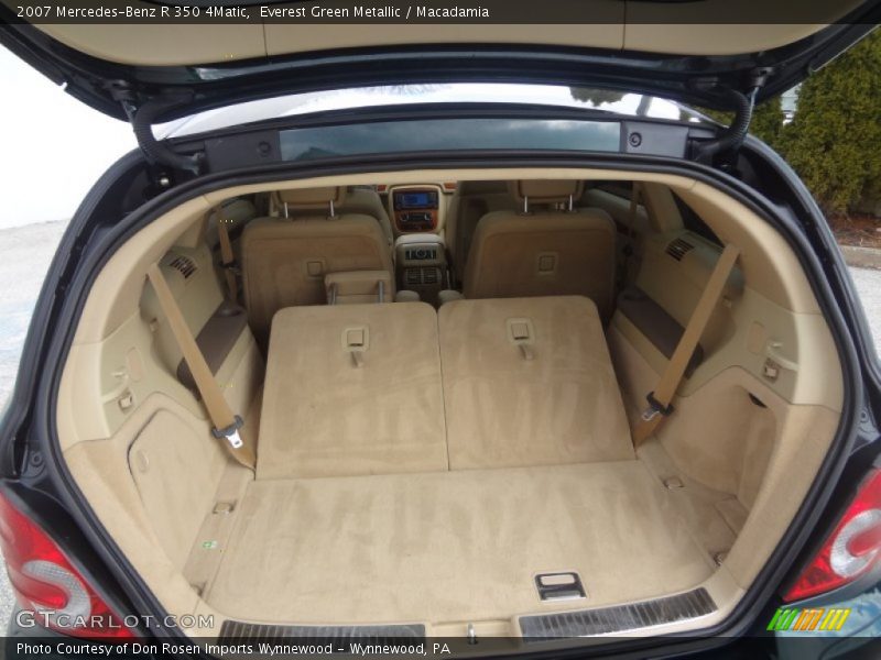  2007 R 350 4Matic Trunk