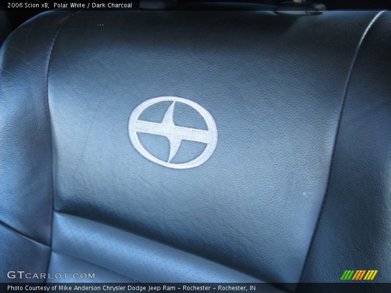 Polar White / Dark Charcoal 2006 Scion xB