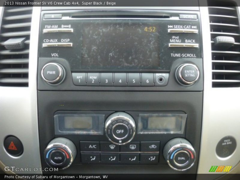 Super Black / Beige 2013 Nissan Frontier SV V6 Crew Cab 4x4