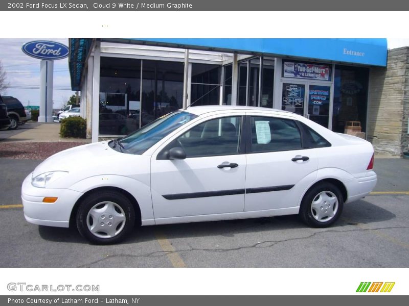 Cloud 9 White / Medium Graphite 2002 Ford Focus LX Sedan