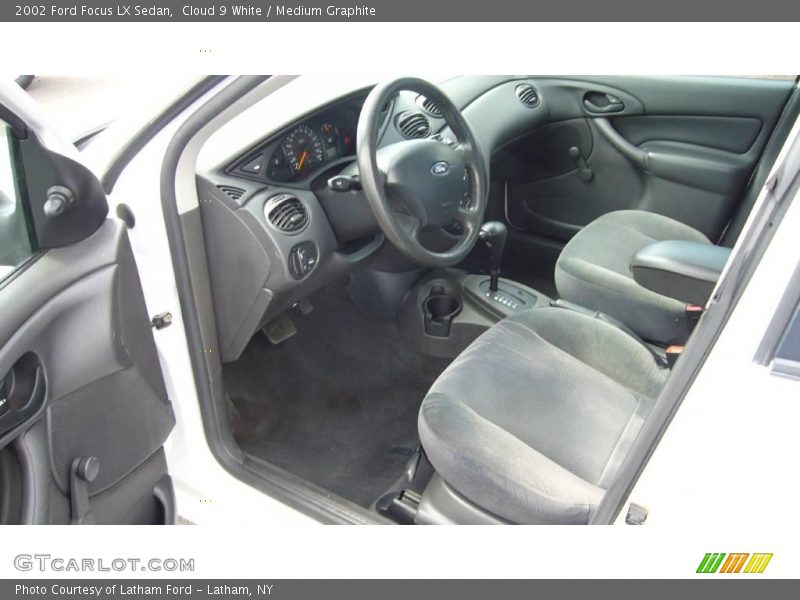 Cloud 9 White / Medium Graphite 2002 Ford Focus LX Sedan