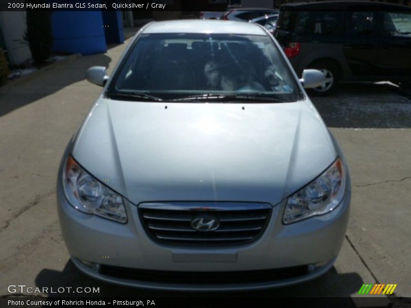 Quicksilver / Gray 2009 Hyundai Elantra GLS Sedan