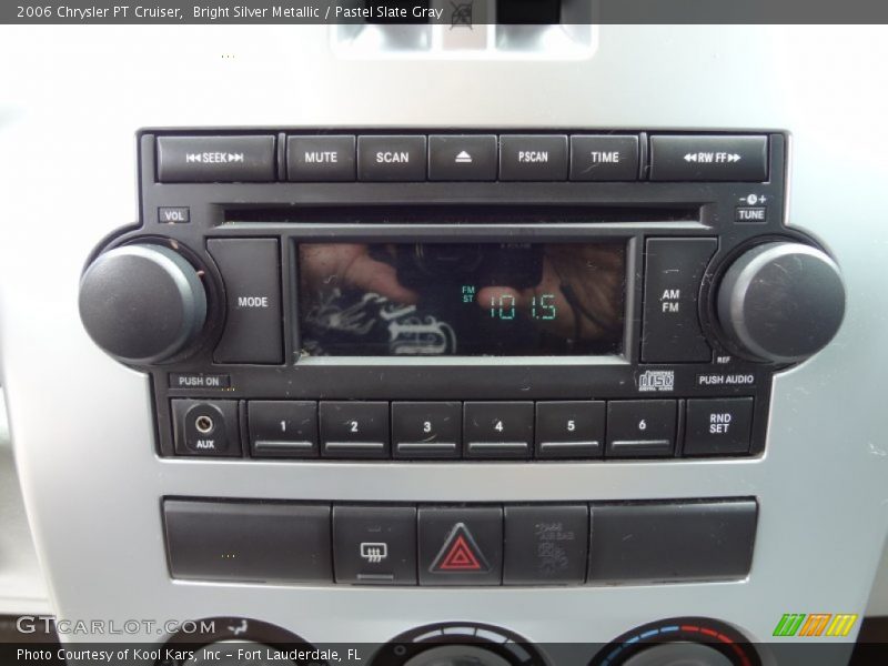 Audio System of 2006 PT Cruiser 