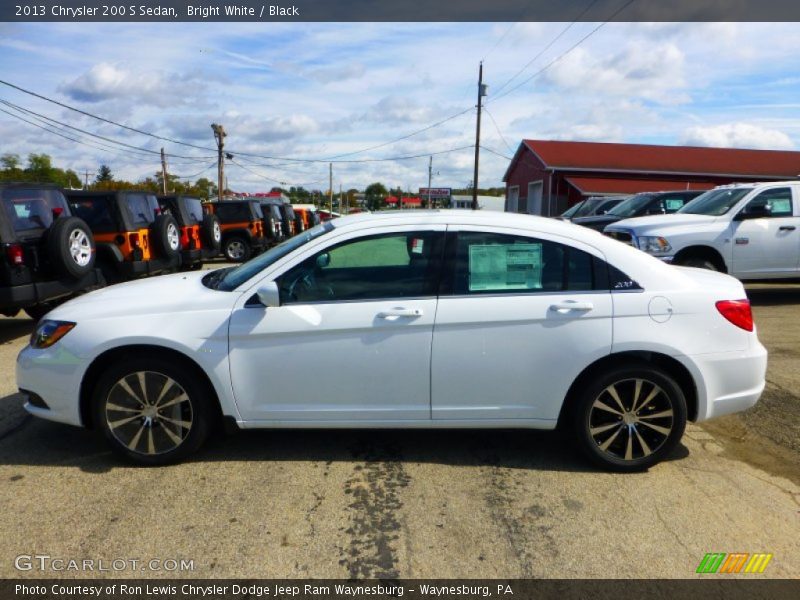 Bright White / Black 2013 Chrysler 200 S Sedan