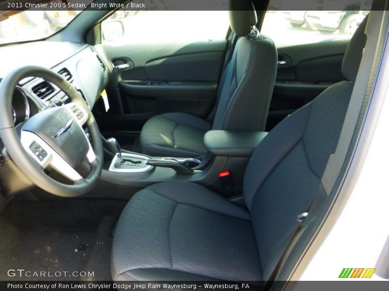 Bright White / Black 2013 Chrysler 200 S Sedan